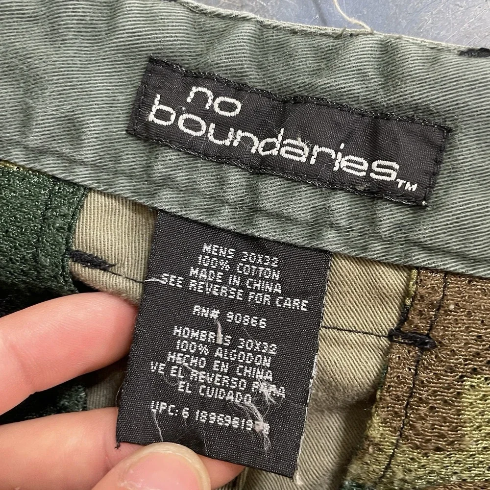 Y2K No Boundaries Baggy Camo Cargo Pants Mens 30x32 (fit 29x30) Paratrooper Zip